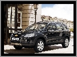 Czarny Chevrolet Captiva